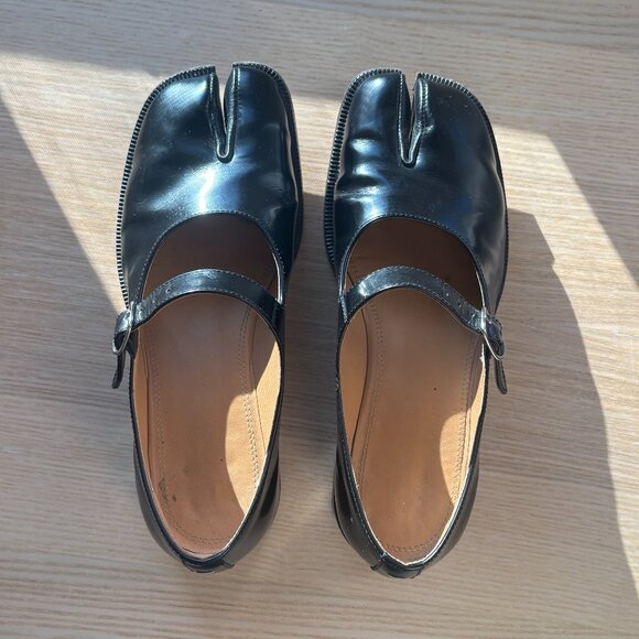 Maison Margiela Black Tabi Mary Jane Loafers - Picture 6 of 6